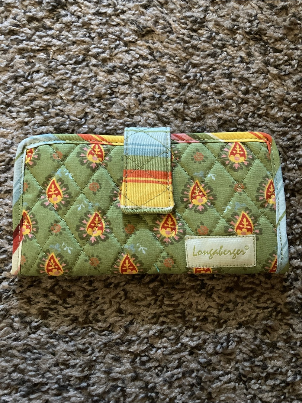 Longaberger Quilted Green Floral-Print Snap Wallet
